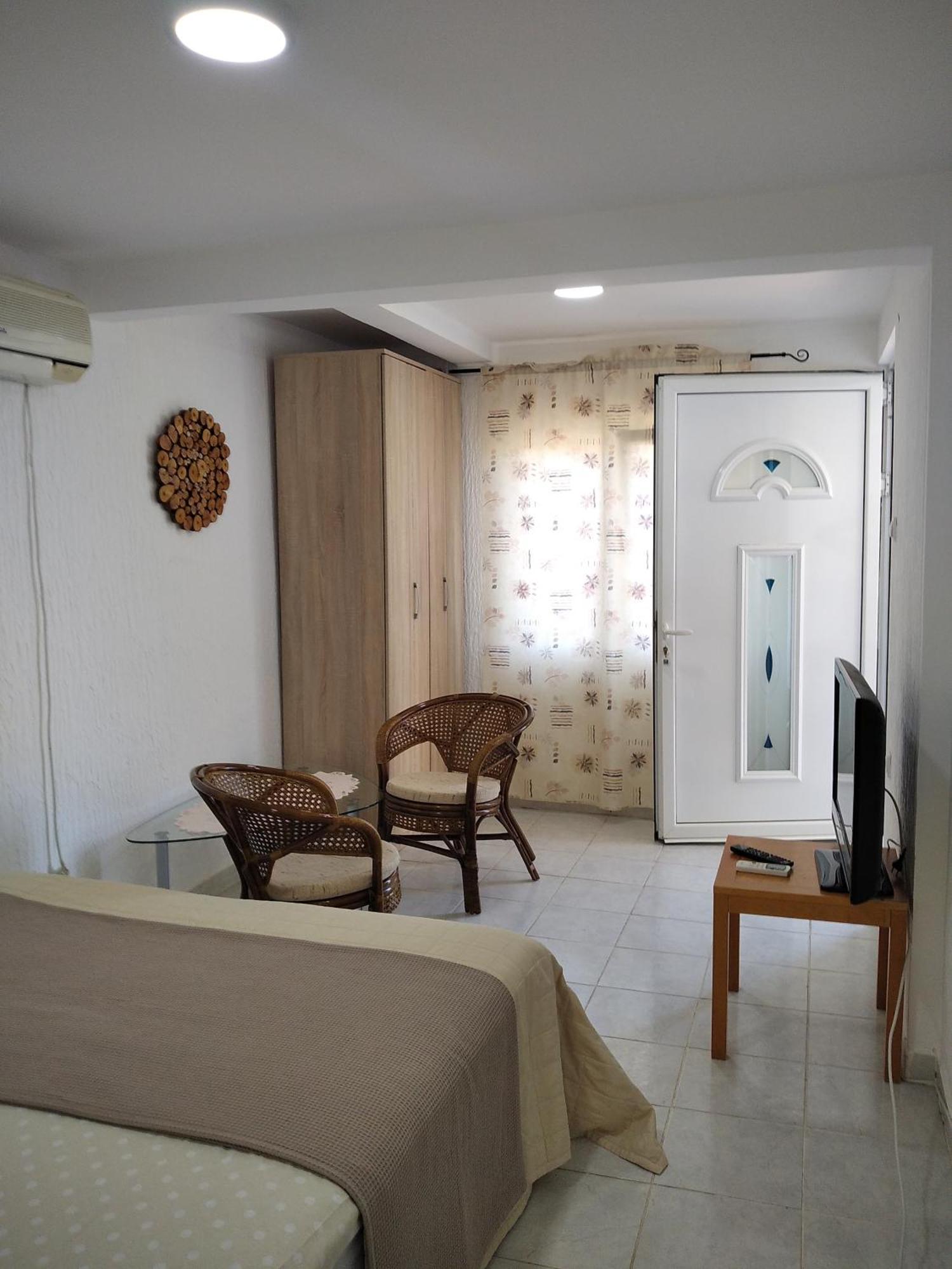 Aparttoni 多布拉沃达 外观 照片